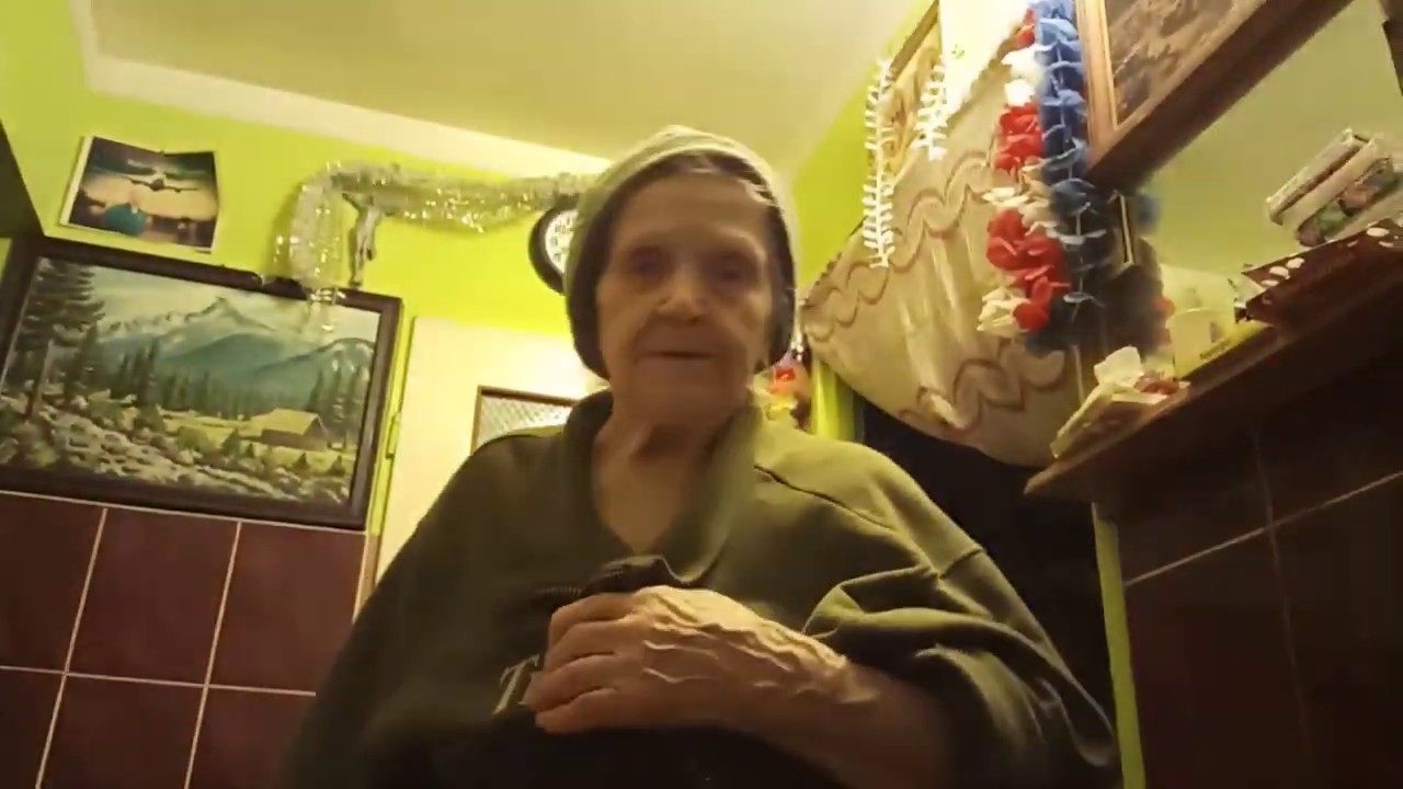 Policja Na Magazynie I Pocenstunek Pomuscie Youtube