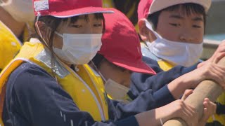 今年は感染対策で「よーいしょ」無し　小学生が団結力高めるカッター漕ぎに挑戦　岡山・玉野市