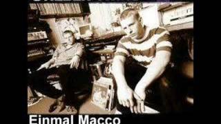 Stieber Twins feat. Cora E - Einmal Macco Zweimal Stieber