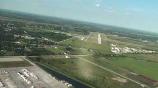 Me landing at Okeechobee airport 15 Sept 09