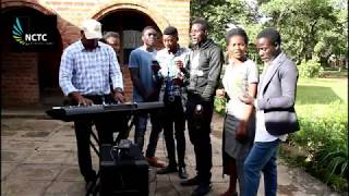 Wanta Wamutelela  - Mwanta Yesu (Lunda Gospel Song) Ha - lle - lu - jah