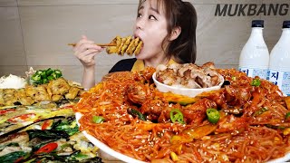 SUB) SPICY CHEWY NOODLES OYSTER PANCAKE SEAFOOD PANCAKE WITH MAKGEOLLI REAL SOUND ASMR MUKBANG