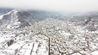 Χιονισμένη Φλώρινα από ψηλά… (Snowy Florina aerial video footage)