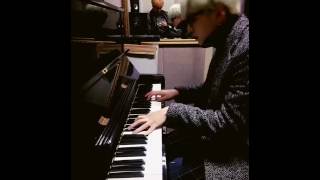 151231 BTS 官方 Twitter 蘇嘎彈鋼琴 Suga playing the piano