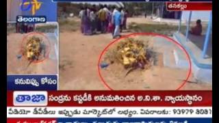 A Dead Body Inhumes Infront Of A Culprit House At Tanakallu Of Anantapur District