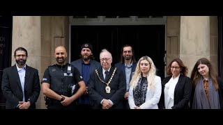 Cheshire East Mayor And Chief Inspector Visit the Ahmadi Religion Headquarters