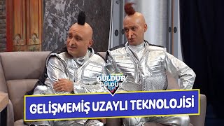 Gelişmemiş Uzaylı Teknolojisi! - Güldür Güldür Show