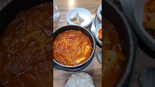 [나오빌리] 화로야화로야 사리김치 shorts 영상 #점심 #사리먹방 #사리김치 #김치찌개맛집 #사업 #개발 #내돈내산 #먹방 #월요일 #shorts #갑진년 #라면사리 #김치찌개