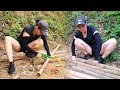 Unhappy single mother builds a new life. Hunting snakes for meals | Pham Thanh - Single Mom