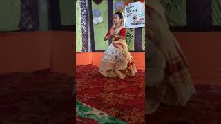 মোৰ ডাঙৰ ছোৱালী স্কুল  program ❤️❤️##আধুনিক Dance#assamese