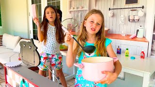 Nastya et ses amis jouent avec des jouets de cuisine - Compilation de vidéos pour enfants