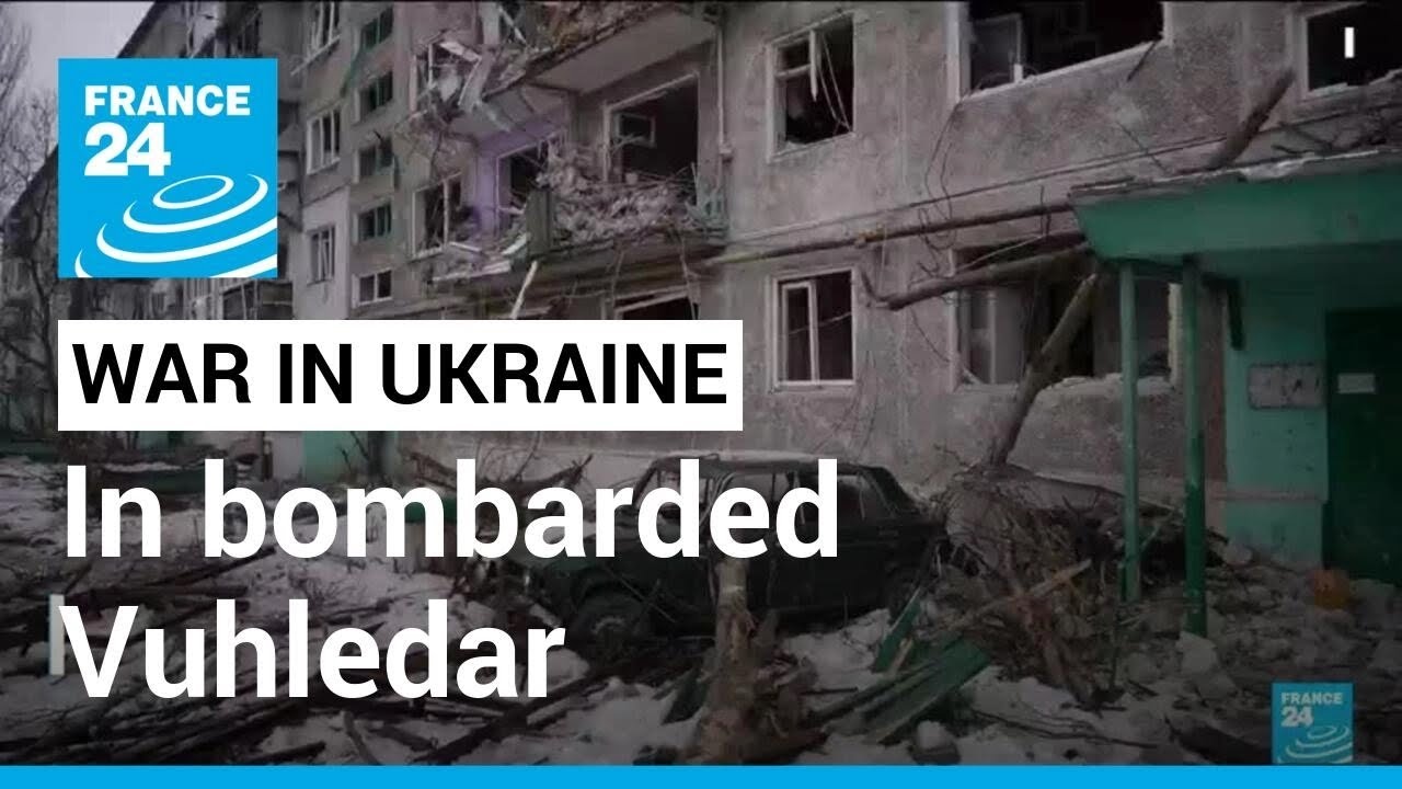 War In Ukraine : In Vuhledar, Civilians Cling On As Troops Repel Russia ...