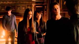 Elena learns how Stefan slept with Rebecca.. (greek subs)