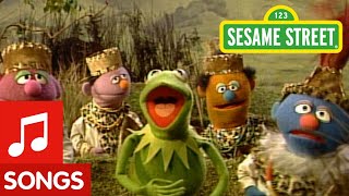 Sesame Street: African Alphabet with Kermit