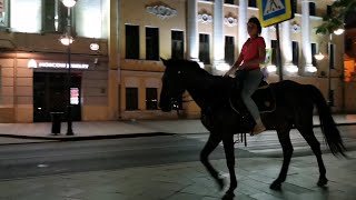 Пятницкая улица Москва. Ночная жизнь на улицах Москвы