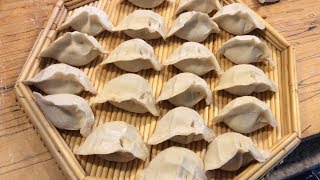 【西雅图美食】第27期：包饺子 (3) 怎样包漂亮的元宝饺子 最正宗的猪肉、大虾、白菜水饺之三