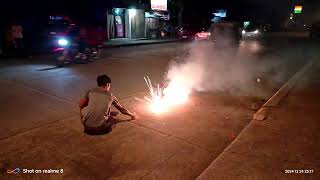 HAPPINESS 120 SECONDS CRACKLING ASSAULT  BY GLK FIREWORKS