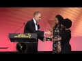 Ernie Johnson Gives His Sports Emmy Award To Stuart Scott's Daughters