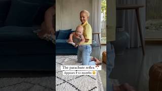 Infant Reflex - The parachute reflex 🪂 #baby #infant #babies