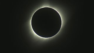Total solar eclipse sweeps across the US