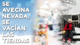 ¡En cuanto anunciaron una nevada en Knoxville, todos corrieron a vaciar las tiendas!