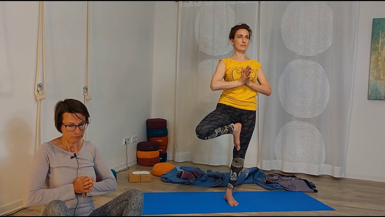 Yoga Am Abend Mit Susanne B. Und Susanna (18.05.2020): Balance Und ...