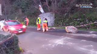 Savona, frana lungo la provinciale del Santuario: Vigili del fuoco in azione