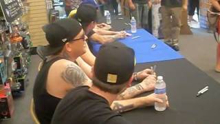 Hollywood Undead FYE signing Pittsburgh, PA