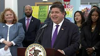 IL: Gov. Pritzker signs bill banning book bans