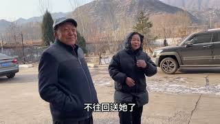 姥娘生病住院了，医生不建议单独居住，肉娃打算给她搬家遭到拒绝 #肉娃的日常 #山西 #搬家