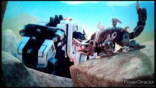 dinotrux fighting