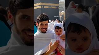 Cute girl kissing the kaba , mashallah 💛 #allah #love #makkah #madina #shorts