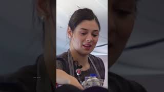 Air Hostess के साथ अक्सर विवाद क्यों हो जाता है 😡-ID03735