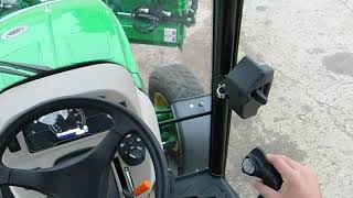 John Deere 4066 R Basic operations