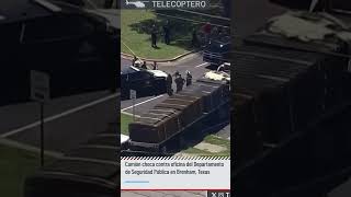 Le niegan licencia y estrella camión contra la oficina en Texas | Telemundo Houston