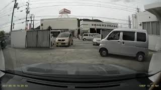 【事故寸前】ホームセンタームサシ 京都八幡店 駐車場