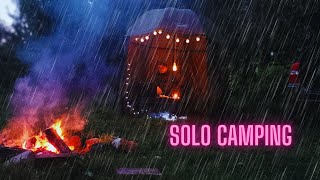 Deszczowy biwak na łonie natury. Zero ludzi, spokój cisza! Solo Camping in the rain.