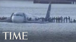 Footage Of The U.S. Airway Plane Landing On Hudson River In 2009 | TIME