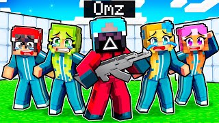 Playing as GUARD in Minecraft Squid Games!