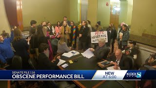 Iowa Senate bill would criminalize exposing minors to 'obscene performances'