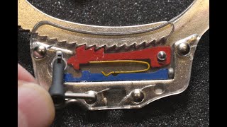 Quick demo of using shims to open handcuffs