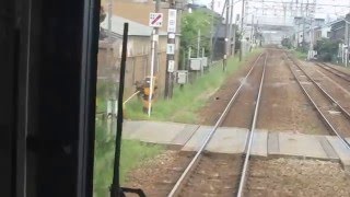 JR西日本521系「北陸本線」富山行きがJR高岡駅を発車（前面より）