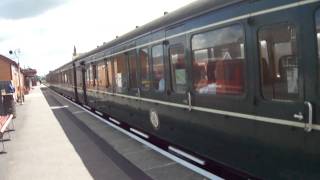 DMU class 115 no. 51852 departs Bishops Lydeard with 2 tone horn- 31/05/11-(HD).