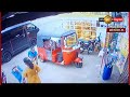 news 1st மளிகைக்கடையில் பால் மா டின்னும் சொக்லேட்டும் திருட்டு cctv