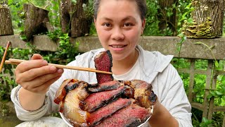 進山摘些酸楊梅，再拿塊老臘肉煮一鍋，拌著辣椒吃得滿嘴都是油record my rural life