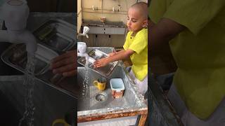 Gurukul kid Bhagwat Washing Plates #bhaktivibes #gita #religion #shortvideos #viral #geeta #fact