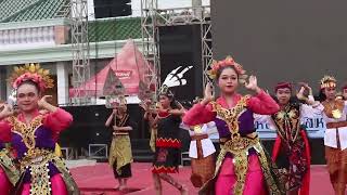 Saraswati dalam pembukaan ceremonial pesona Gondang legi.