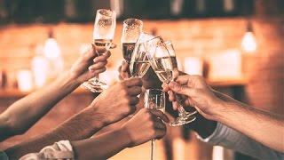 Champagne: Picking the Best Kind for a Holiday Meal