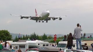 Qantas 747 Landing at Wollongong Airport  (VH-OJA)