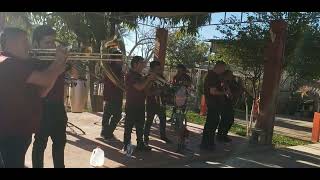 El Muchacho Alegre(Banda los Simones de Culiacan Sinaloa) pura música de viento.